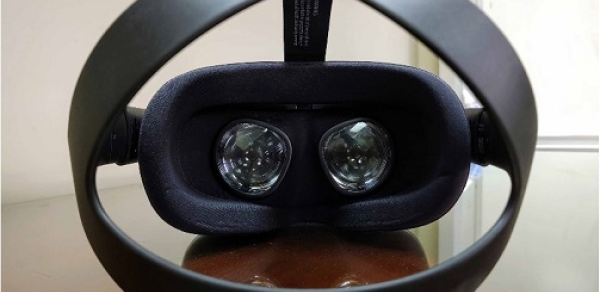 Virtual Reality Device